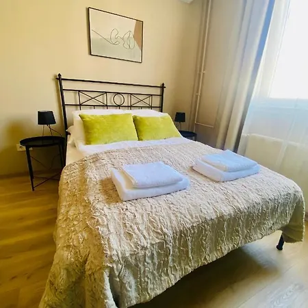 City Home Debrecen